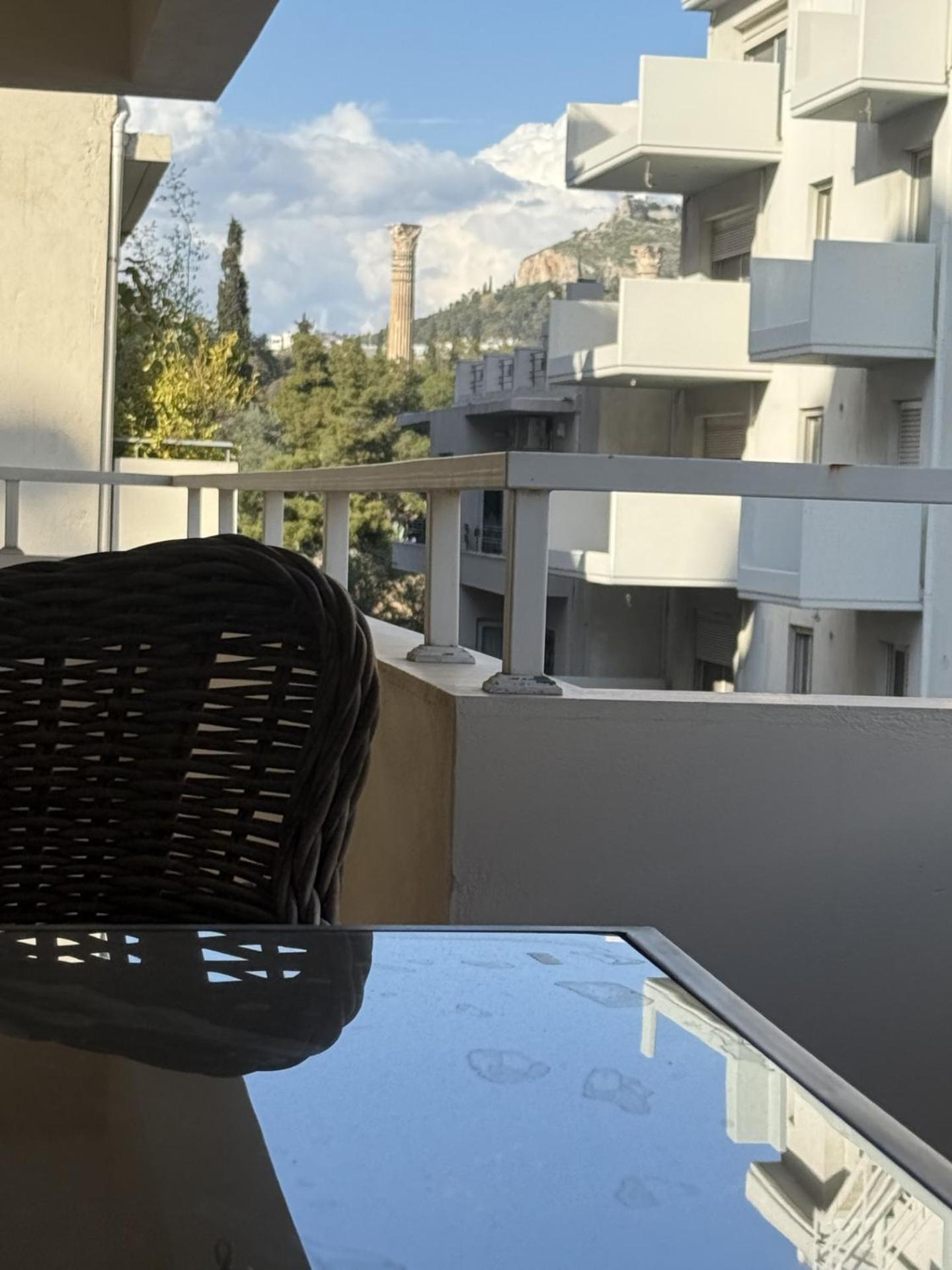 Gate Acropolis One Bedroom *