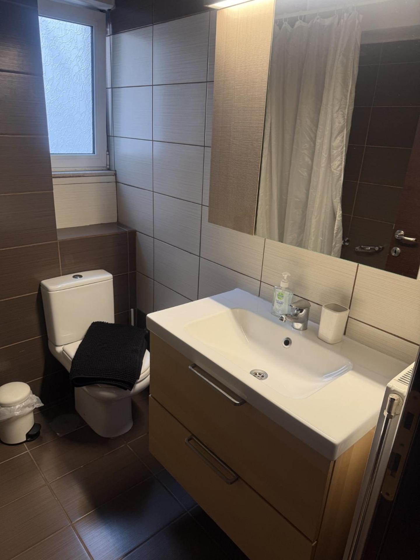 Gate Acropolis One Bedroom Apartment *
